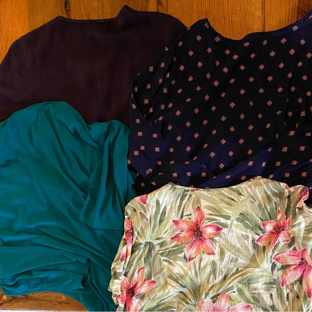 Set of FOUR Tops, Perfect to Add Versatility to Any Wardrobe, Size XL - Picture 16 of 16